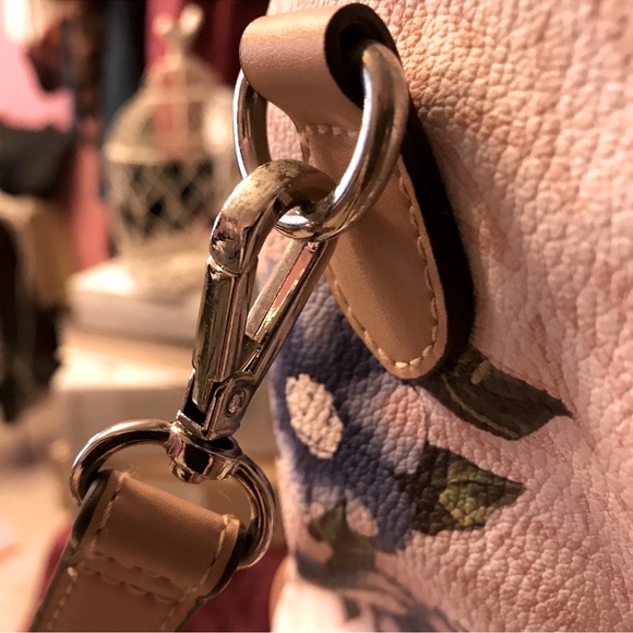 CROSSBODY OR CARRY HANDBAG - Picture 3 of 13